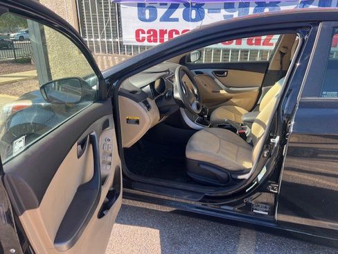 Used 2012 Hyundai Elantra GLS w/ Comfort Pkg 2 FWD image 28