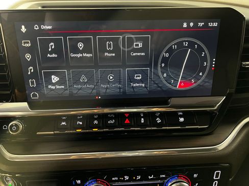 Used 2025 GMC Sierra 1500 SLT w/ SLT Premium Plus Package image 17