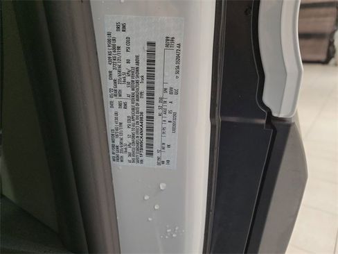 Used 2022 Ford E-Transit Medium Roof w/ Load Area Protection Package image 26