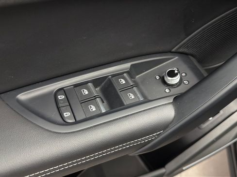 Used 2023 Audi Q5 2.0T Premium Plus w/ Premium Plus Package image 10