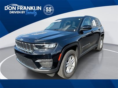 Used 2023 Jeep Grand Cherokee Laredo