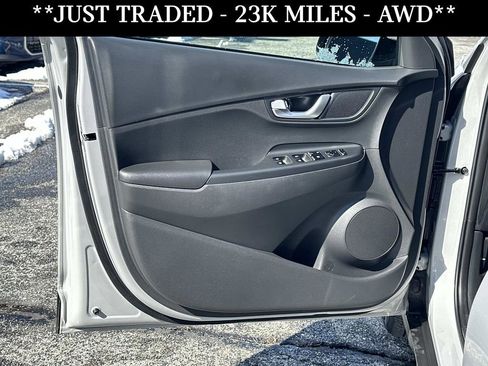 Used 2023 Hyundai Kona SEL w/ Convenience Package image 19