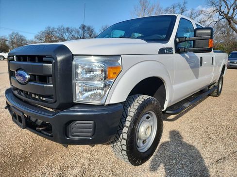 Used 2016 Ford F250 XL w/ Power Equipment Group image 3