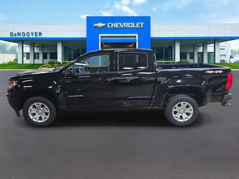 Used 2022 Chevrolet Colorado LT w/ LT Convenience Package image 12