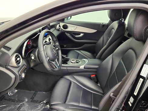 Used 2019 Mercedes-Benz C 300 Sedan w/ Premium Package image 17