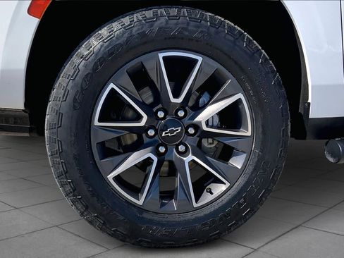 Used 2021 Chevrolet Tahoe Z71 w/ Z71 Signature Package image 10