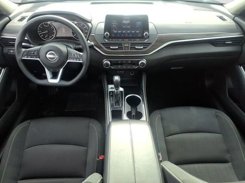 Used 2023 Nissan Altima 2.5 SV image 15