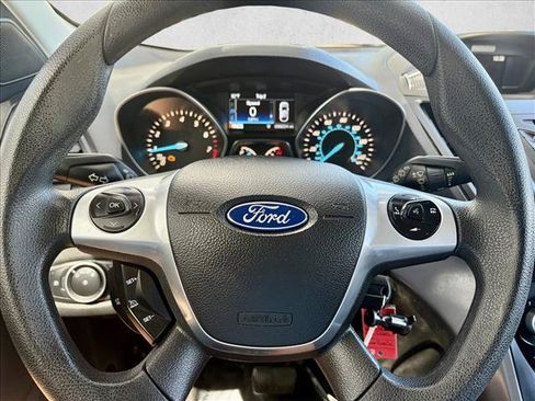 Used 2016 Ford Escape SE AWD/4WD image 11