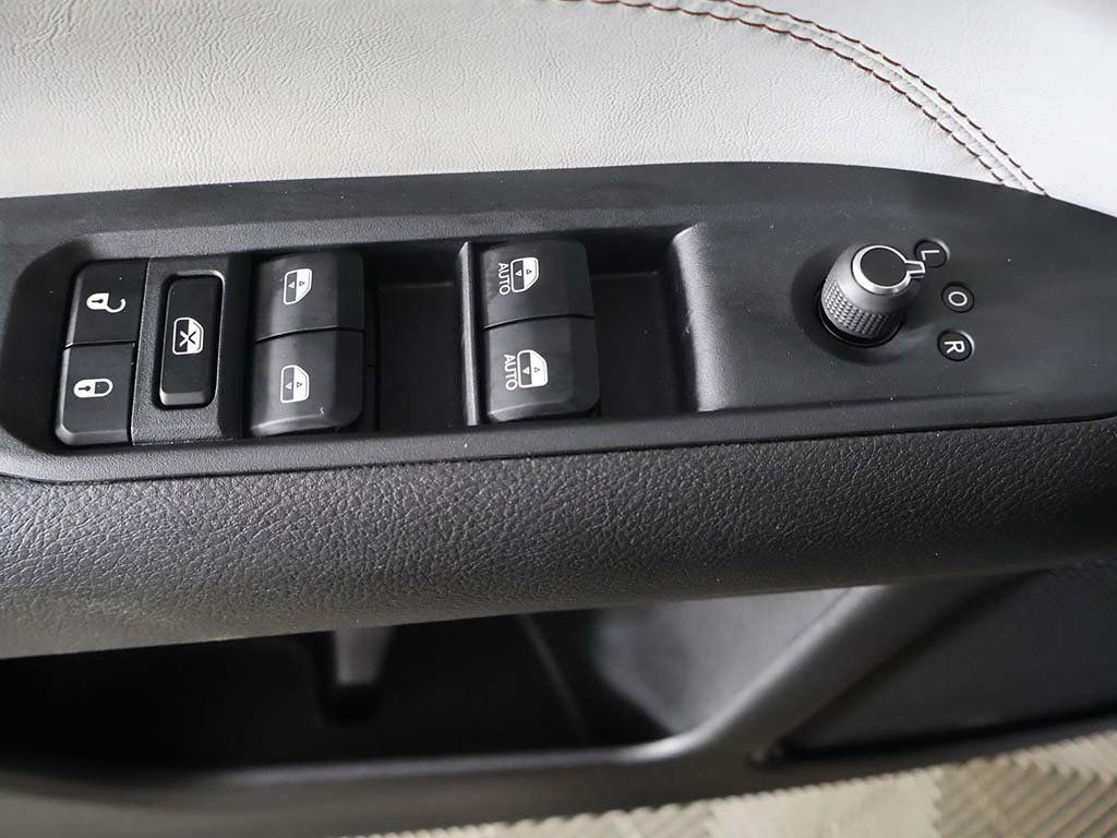 Used 2024 Jeep Compass Limited AWD/4WD image 34