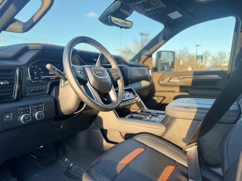 Used 2024 GMC Sierra 2500 AT4 w/ AT4 Premium Plus Package image 14