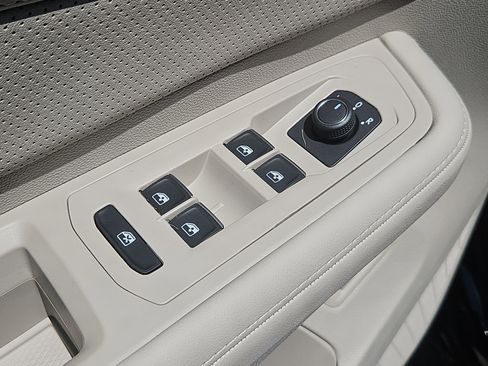 New 2026 Volkswagen Atlas SE AWD/4WD image 7