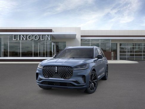 New 2025 Lincoln Aviator Black Label image 2