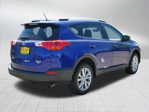 Used 2015 Toyota RAV4 Limited w/ Technology Package AWD/4WD image 7
