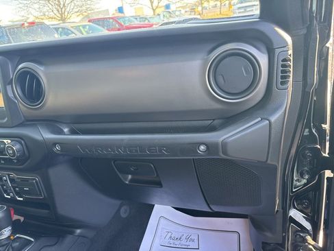 Used 2021 Jeep Wrangler Unlimited Sport image 24