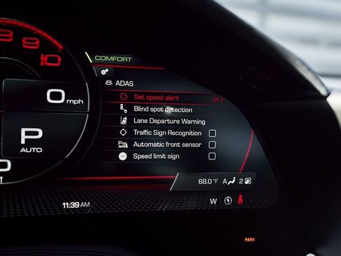 Used 2022 Ferrari Roma Base image 65