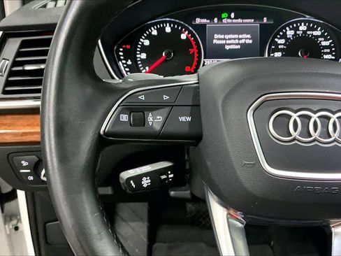 Used 2023 Audi Q5 2.0T Premium w/ Convenience Package image 20