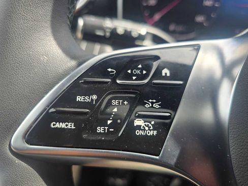 Used 2026 Mercedes-Benz GLC 300 4MATIC image 33