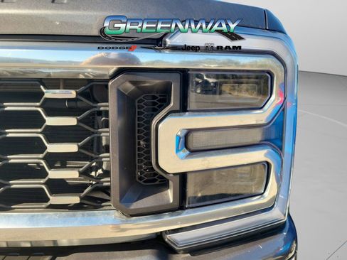 Used 2024 Ford F350 Platinum w/ FX4 Off-Road Package image 35