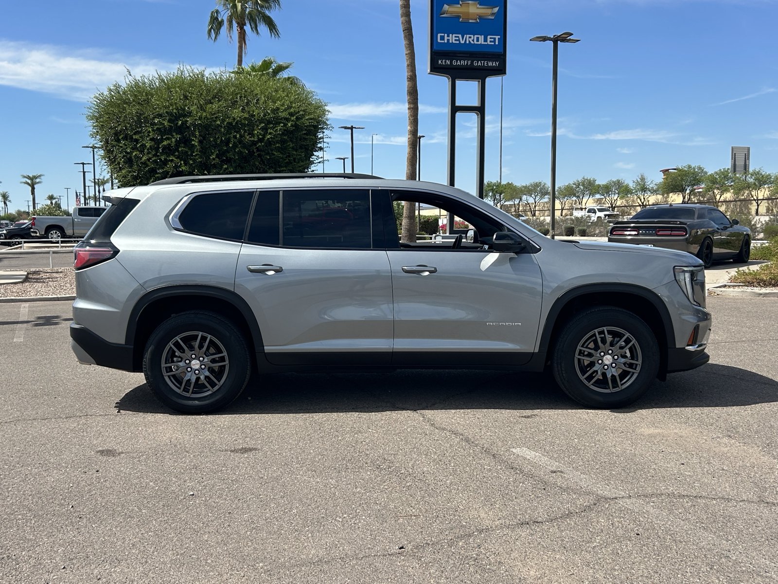 Certified 2026 GMC Acadia Elevation FWD image 6