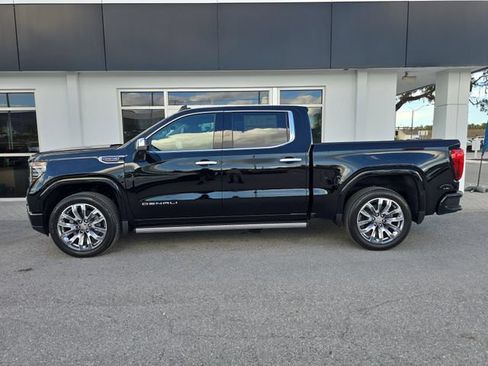 New 2026 GMC Sierra 1500 Denali w/ Denali Reserve Package AWD/4WD image 4