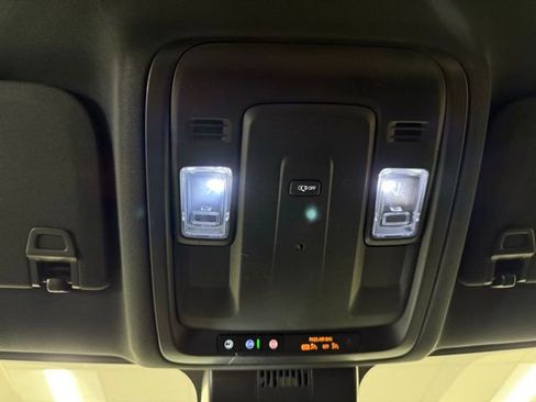 New 2026 Chevrolet Suburban LS image 20