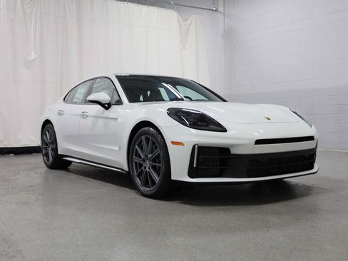 New 2026 Porsche Panamera RWD image 13