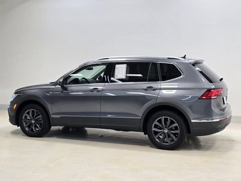 Used 2023 Volkswagen Tiguan SE FWD image 33