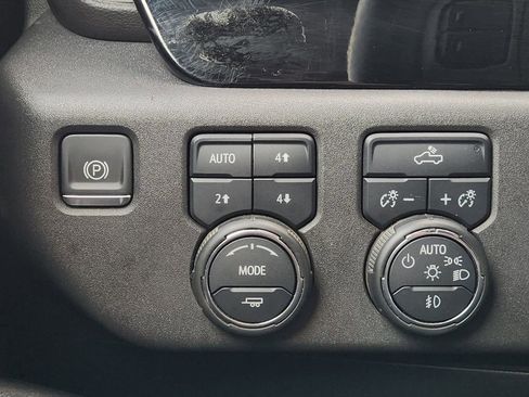 Used 2024 Chevrolet Silverado 1500 RST w/ Z71 Off-Road Package image 23