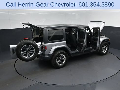 Used 2021 Jeep Wrangler Unlimited Sahara AWD/4WD image 49