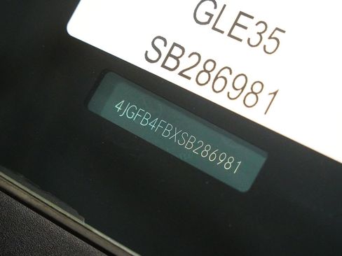 Certified 2025 Mercedes-Benz GLE 350 4MATIC image 32