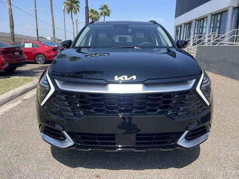 New 2025 Kia Sportage SX image 2
