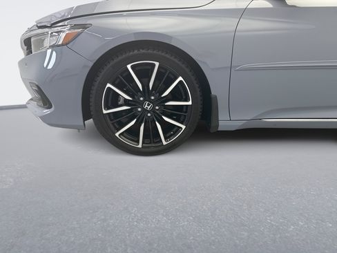 Used 2021 Honda Accord Touring image 27