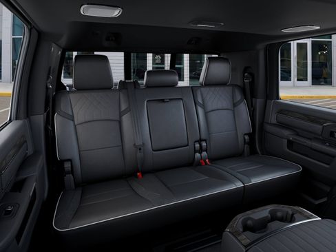 New 2026 RAM 3500 Limited AWD/4WD image 15