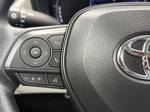 Used 2026 Toyota Corolla Cross L FWD image 25