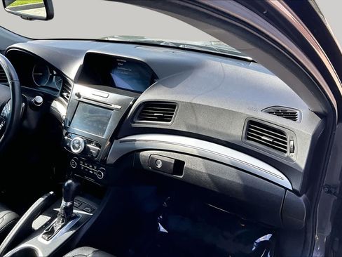 Used 2019 Acura ILX FWD image 19