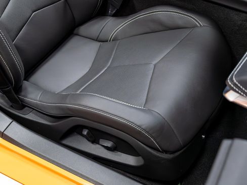 Used 2024 Chevrolet Corvette Stingray Coupe w/ Z51 Performance Package image 28