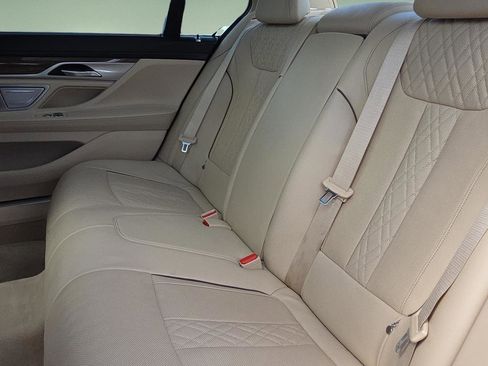 Used 2017 BMW 750i 750i image 20