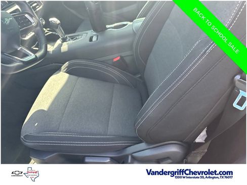 Used 2025 Ford Mustang Coupe RWD image 9