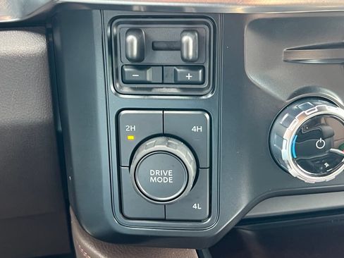 Used 2025 Ford F250 King Ranch AWD/4WD image 31