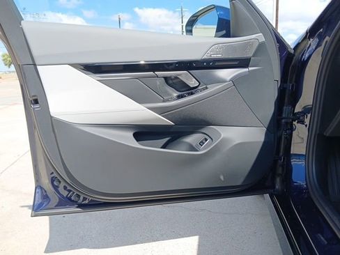 New 2026 BMW 530i 530i Loaner w/ M Sport Package image 20