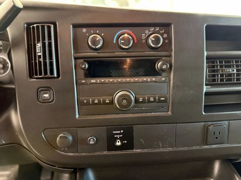 Used 2019 Chevrolet Express 2500 w/ Driver Convenience Package image 18