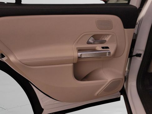 Certified 2026 Mercedes-Benz GLB 250 image 17