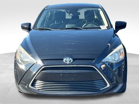Used 2018 Toyota Yaris iA FWD image 4