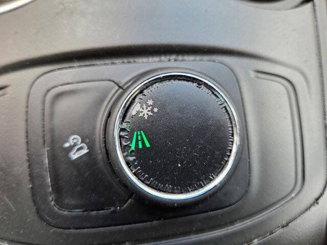 Used 2019 GMC Terrain SLE FWD image 29