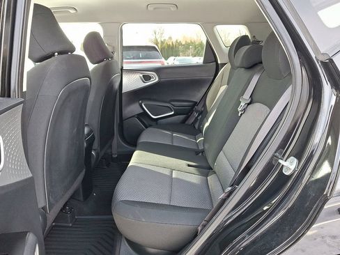 Certified 2021 Kia Soul LX image 11