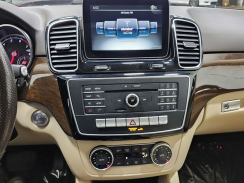 Used 2017 Mercedes-Benz GLE 350 4MATIC image 35