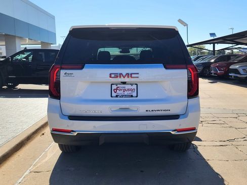 New 2026 GMC Yukon Elevation image 4