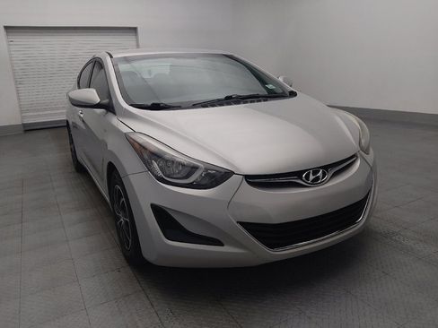 Used 2016 Hyundai Elantra SE FWD image 14