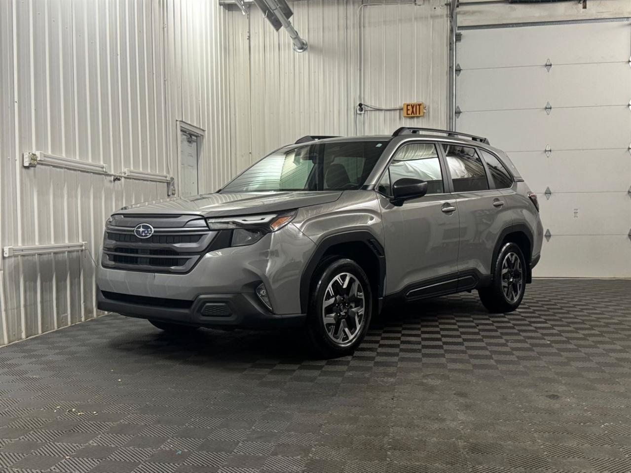Used 2026 Subaru Forester Premium AWD/4WD image 1
