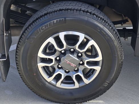 Used 2022 GMC Sierra 3500 SLT w/ Gooseneck/5TH Wheel Package image 7